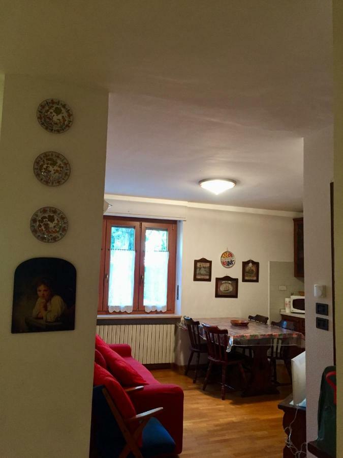 Elegante Appartamento In Centro A Bardonecchia Exterior photo